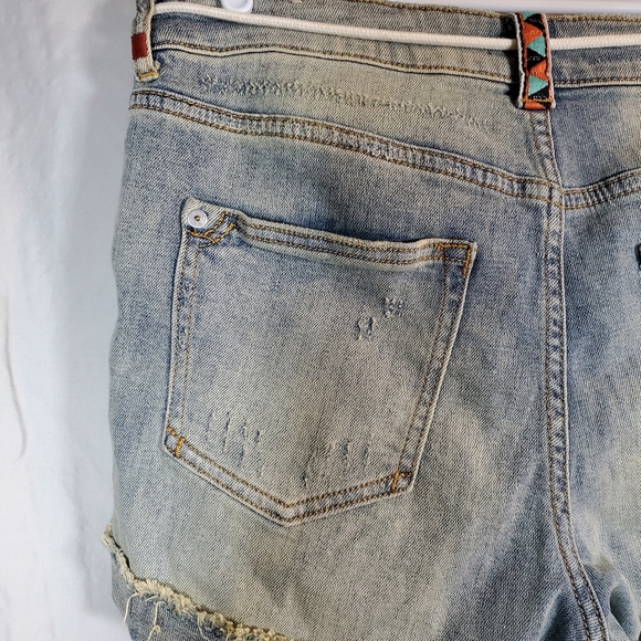 Pilco Women's size 27 The Signature High Rise Short 5 button fly - Picture 7 of 10